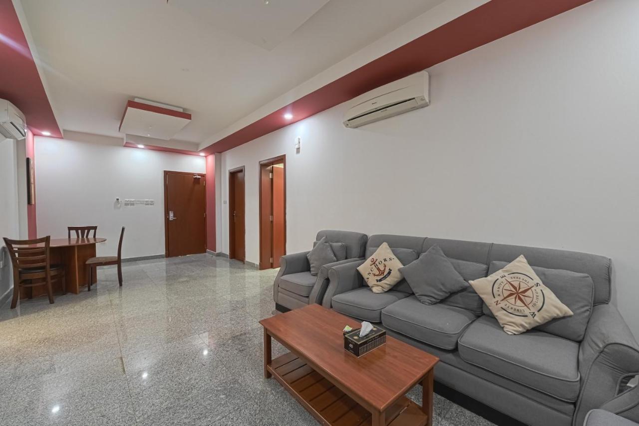 Platinium Hotel Apartments Szíb Kültér fotó